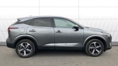 Nissan Qashqai 1.3 DiG-T MH N-Connecta 5dr Petrol Hatchback